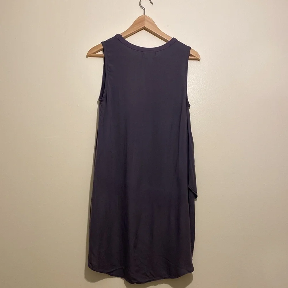 Cloth & Stone blouse. Size S